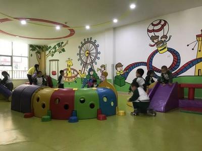 加大普惠性學(xué)前教育投入，讓惠民工程真正惠及千家萬戶